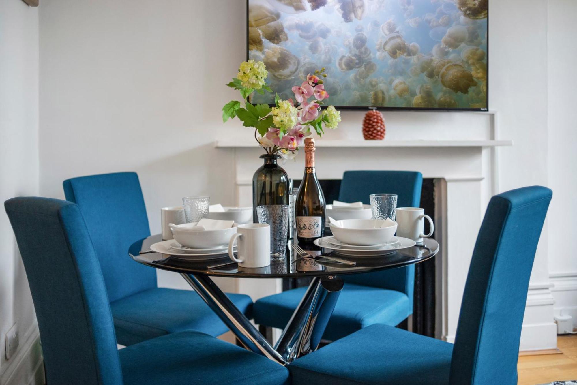 런던 Modern Living In The Heart Of Covent Garden! 6Bc 아파트 외부 사진